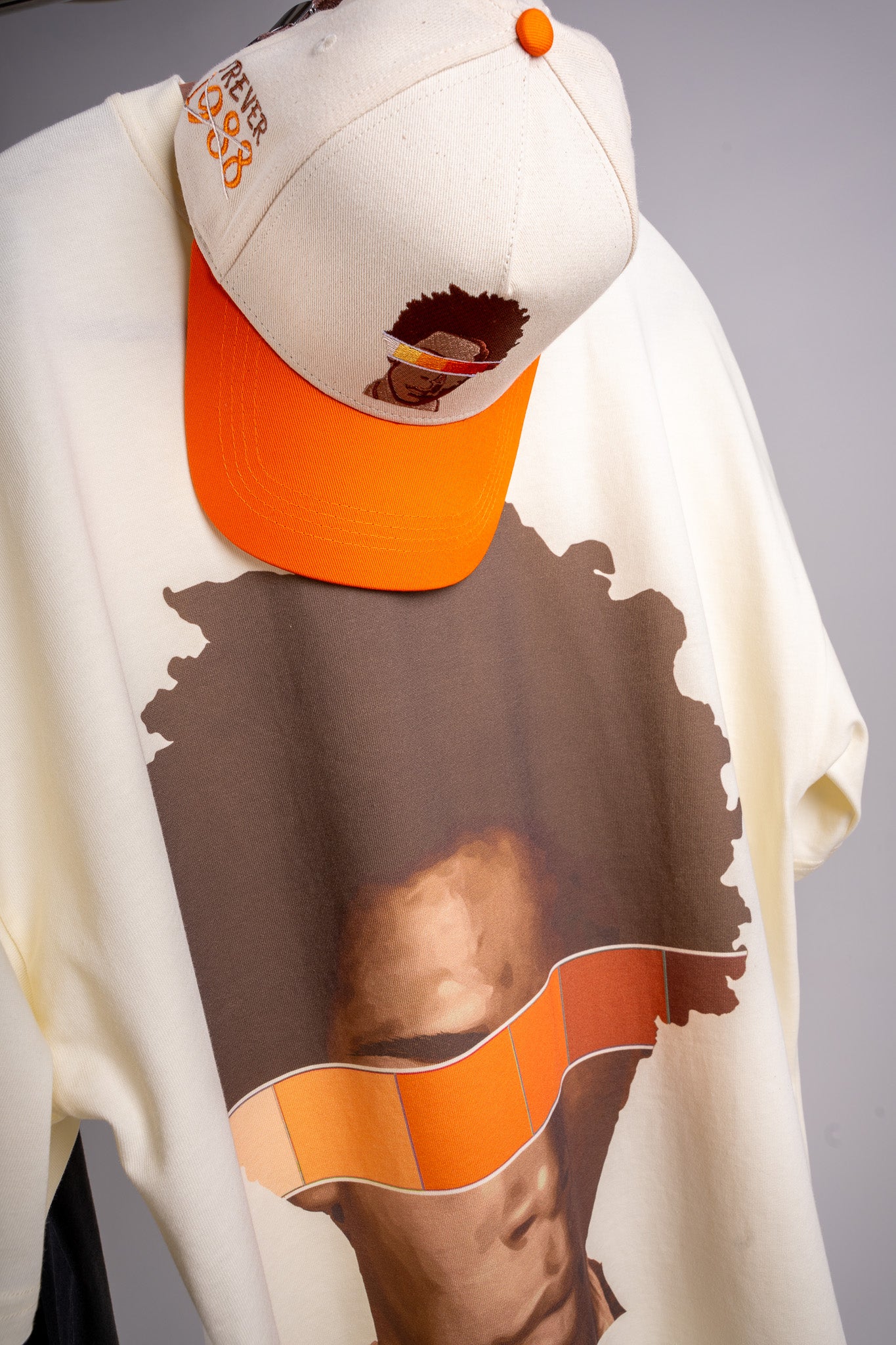 "BASQUIAT" HAT - CREME